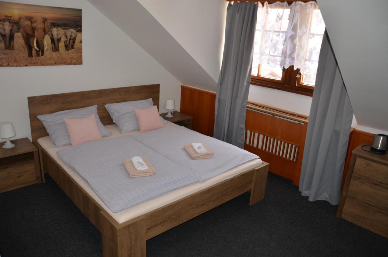 Guesthouse Zlaty Hrozen Ceska Lipa Luaran gambar