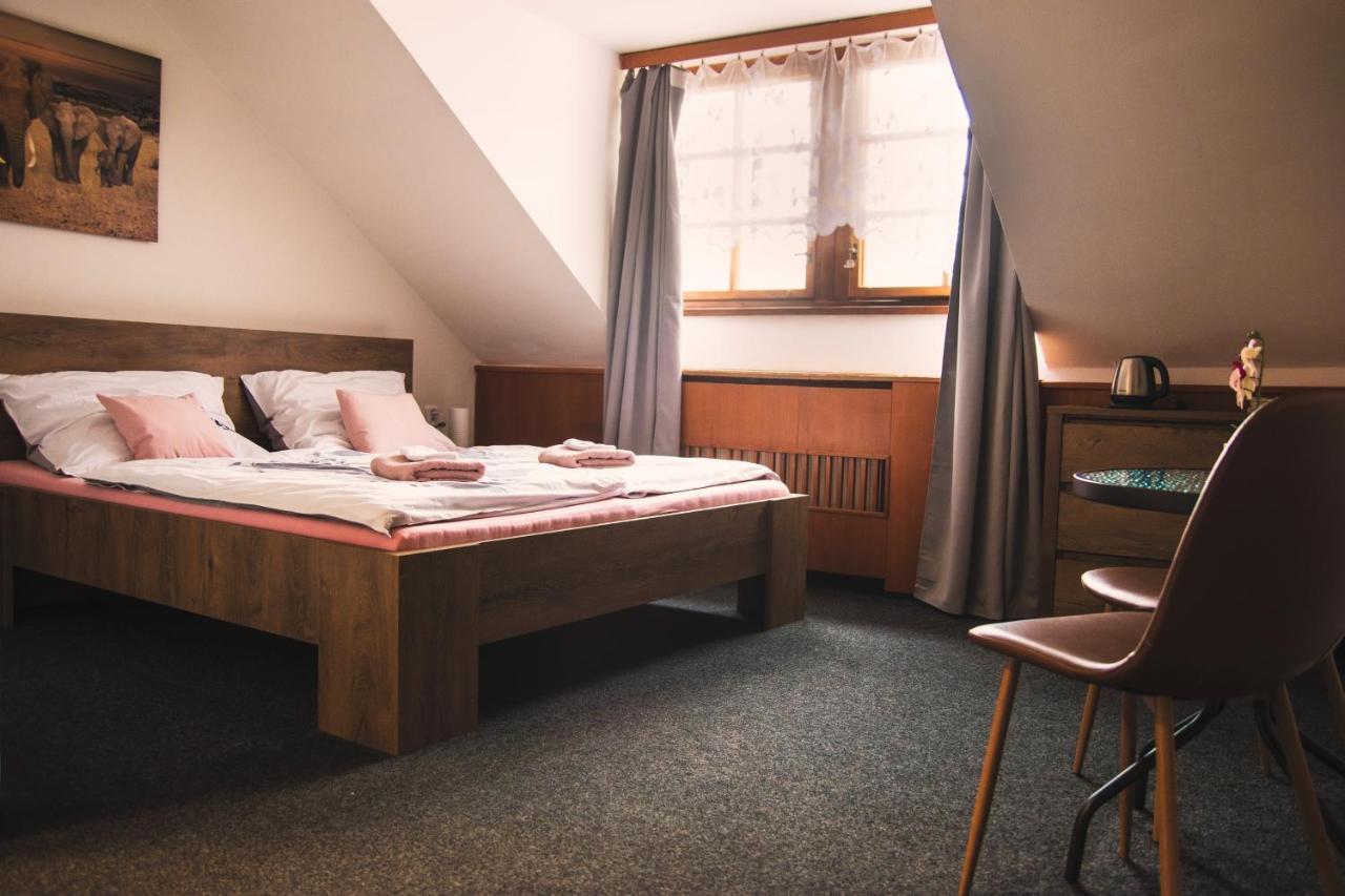 Guesthouse Zlaty Hrozen Ceska Lipa Luaran gambar